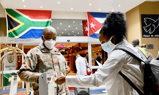 Tratamento da Pandemia em Cuba 