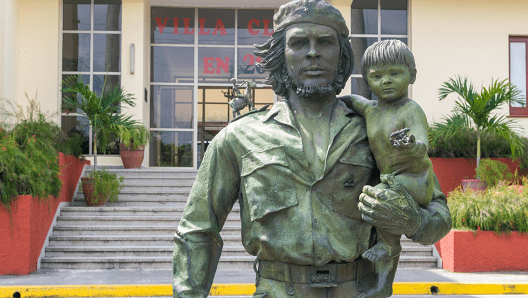 Statue of Che Guevara Holding a Child